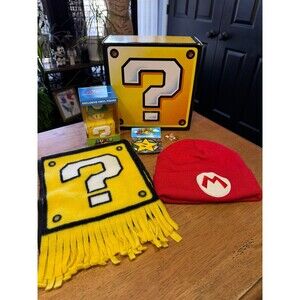 Super Mario Gift Set, Scarf, Beenie, Iron on patches, Vinyl Figure, Mario coin